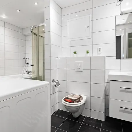 2 Bedroom Spacious Family Friendly Easy Access To Bus, Shops Apartment Stavanger